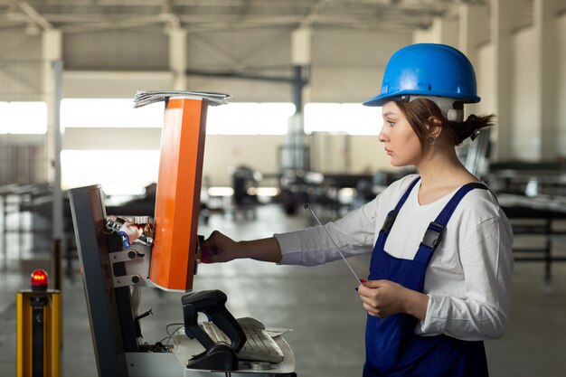 High Efficiency with Hydraulic Press Machines